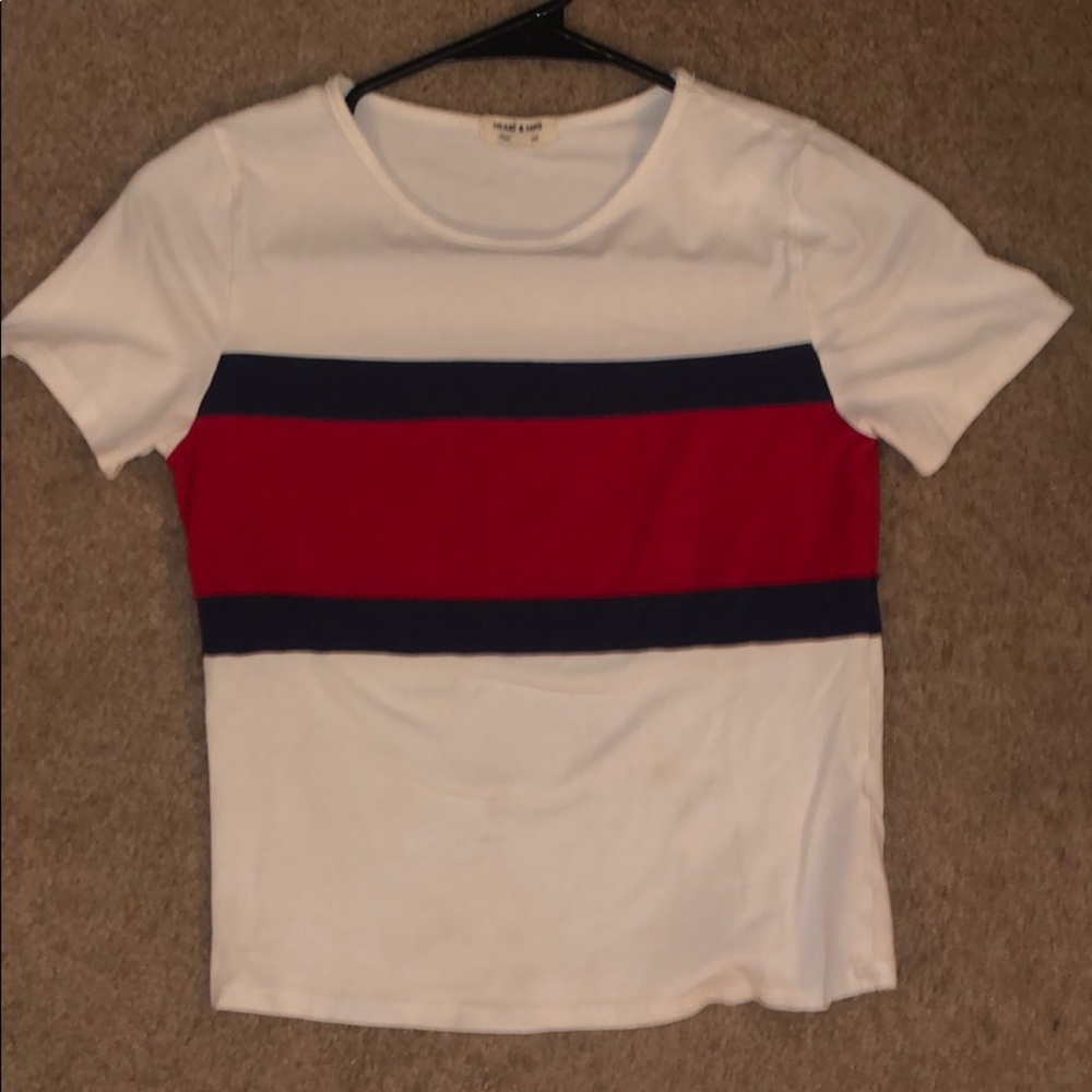 tee shirt